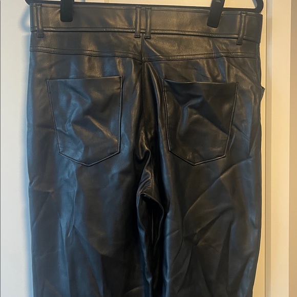 Zara faux leather straight pants. - Picture 4 of 5